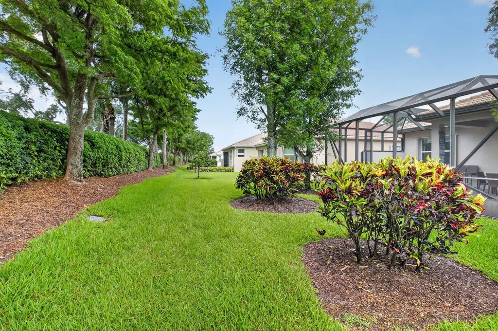 10959 Carmelcove Circle Boynton Beach FL 33473