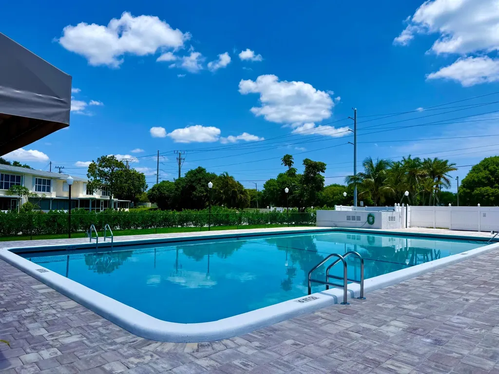 1740 NW 19th Terrace Delray Beach FL 33445