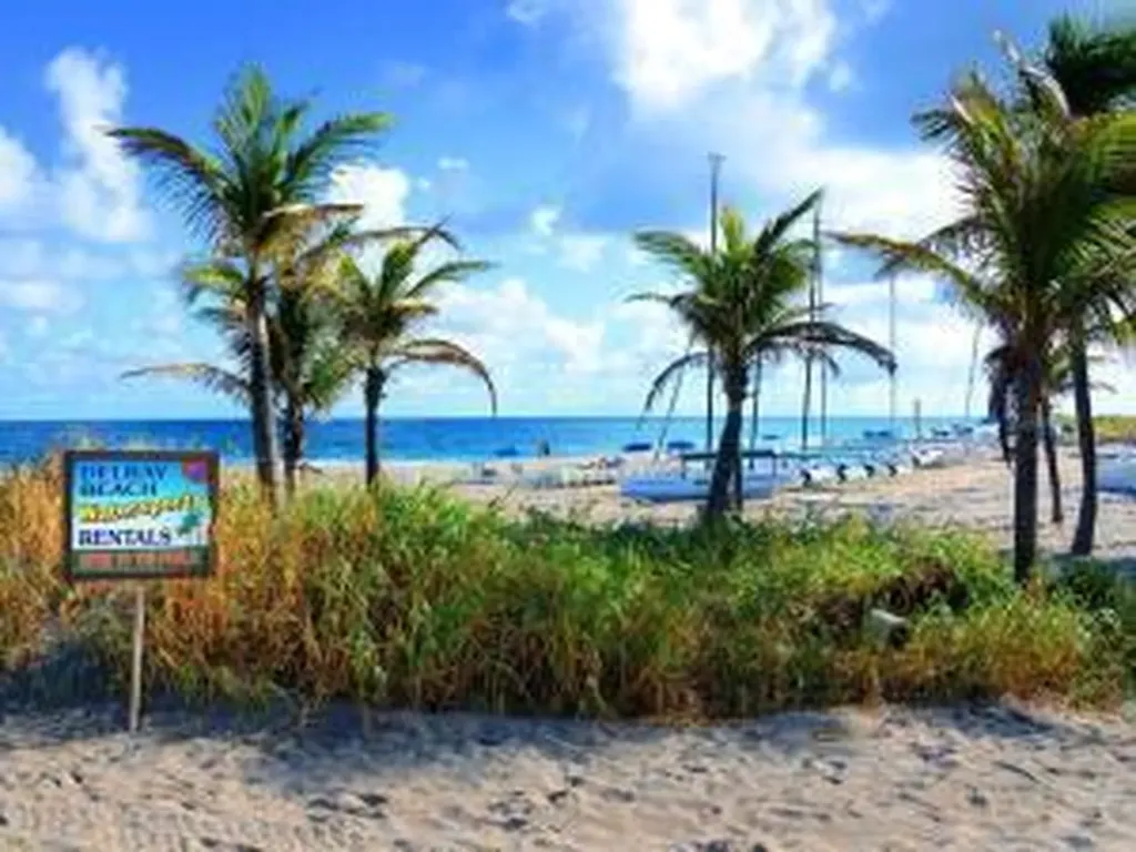 1740 NW 19th Terrace Delray Beach FL 33445
