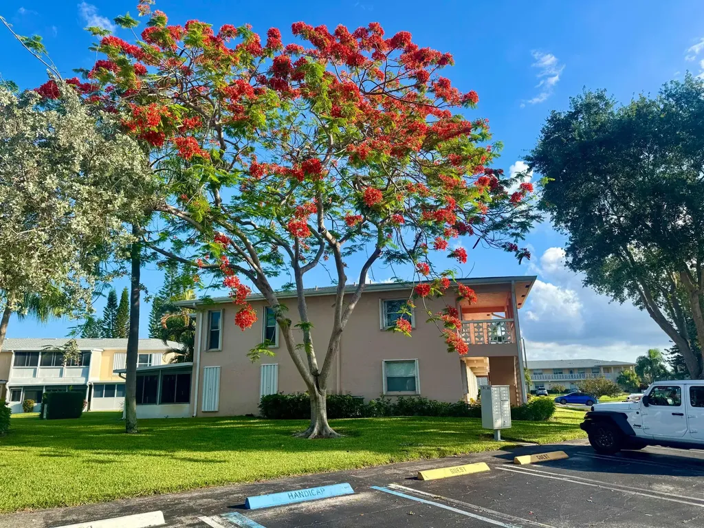 1740 NW 19th Terrace Delray Beach FL 33445