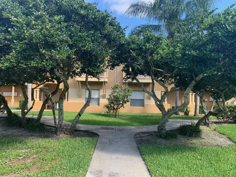 4799 Via Palm Lakes West Palm Beach FL 33417