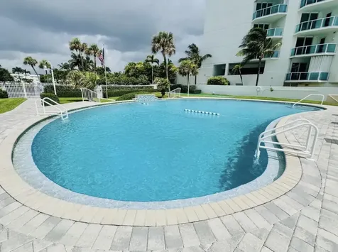 1431 S Ocean Boulevard Lauderdale By The Sea FL 33062
