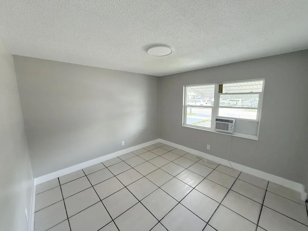 1920 SW 44th Avenue Fort Lauderdale FL 33317