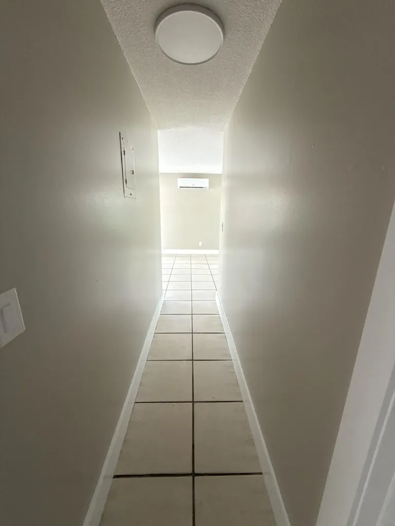 1920 SW 44th Avenue Fort Lauderdale FL 33317