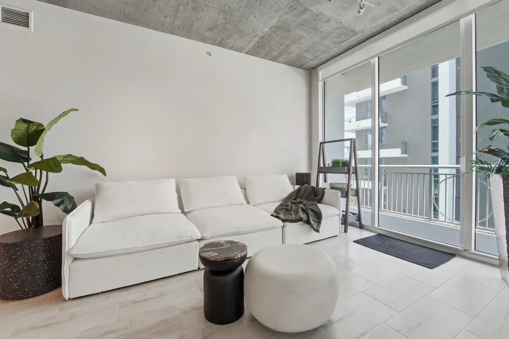 300 S Australian Avenue West Palm Beach FL 33401