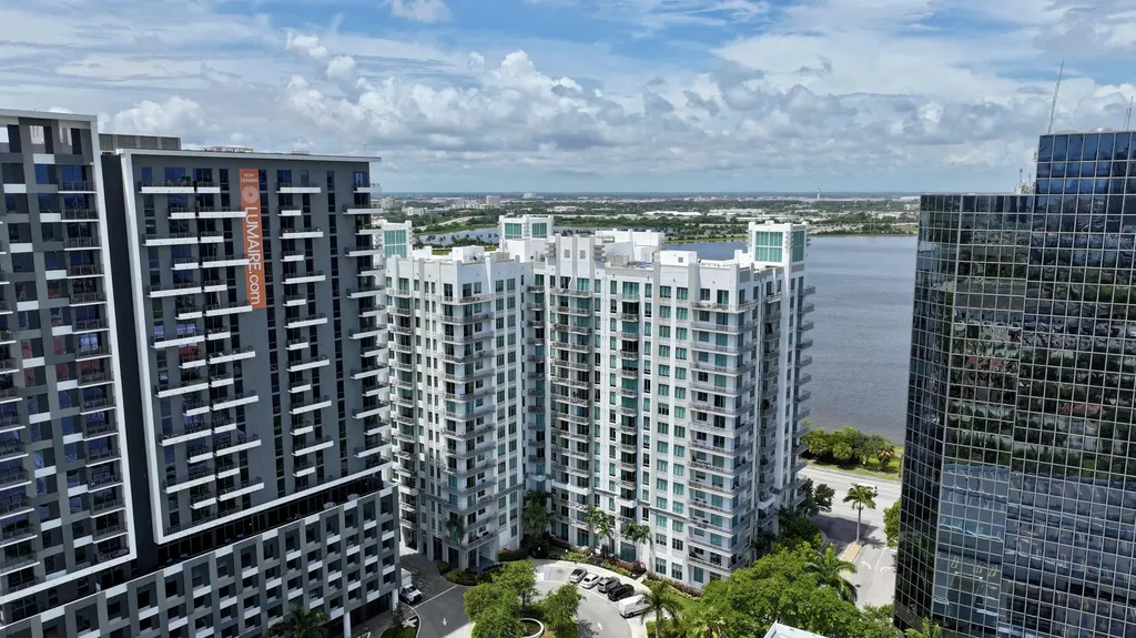 300 S Australian Avenue West Palm Beach FL 33401