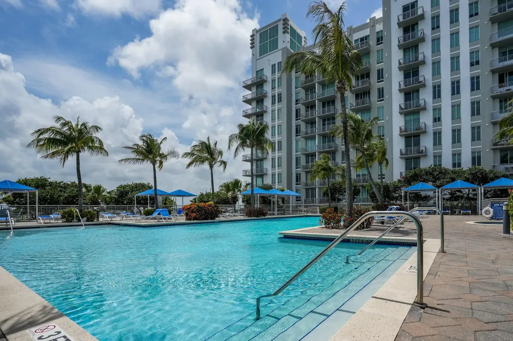 300 S Australian Avenue West Palm Beach FL 33401