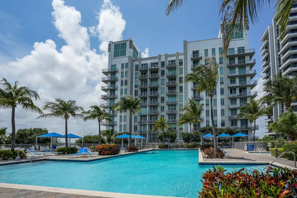 300 S Australian Avenue West Palm Beach FL 33401