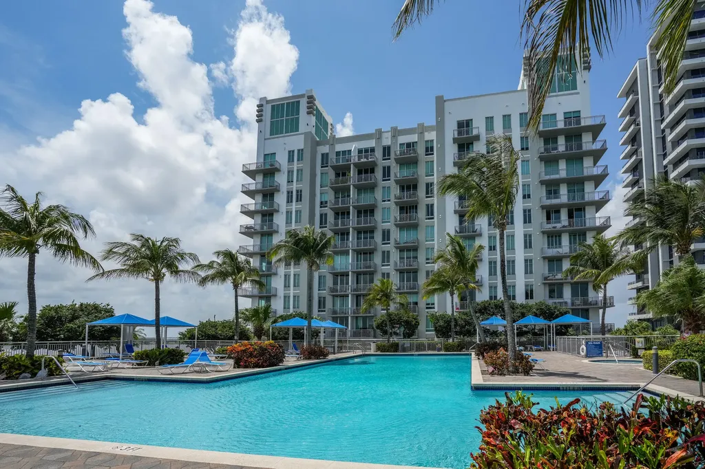 300 S Australian Avenue West Palm Beach FL 33401