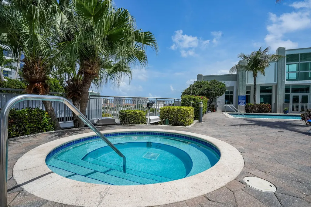300 S Australian Avenue West Palm Beach FL 33401