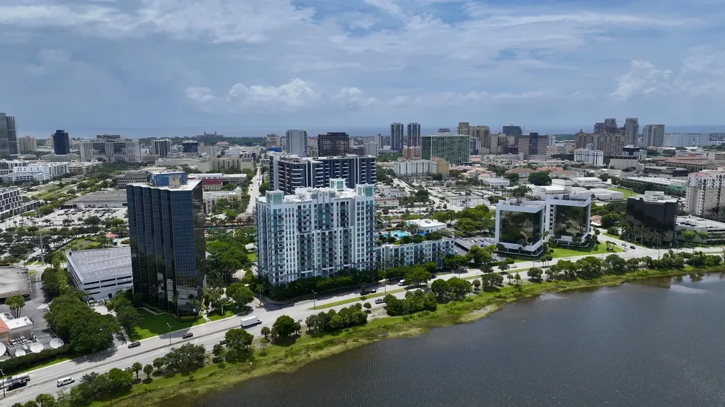 300 S Australian Avenue West Palm Beach FL 33401