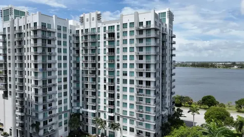300 S Australian Avenue West Palm Beach FL 33401