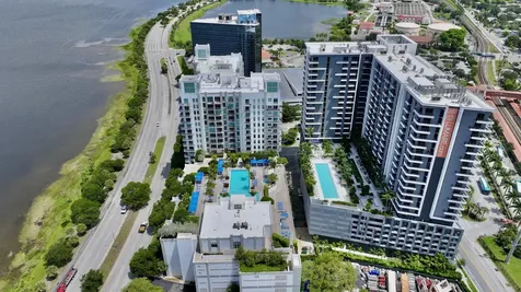 300 S Australian Avenue West Palm Beach FL 33401