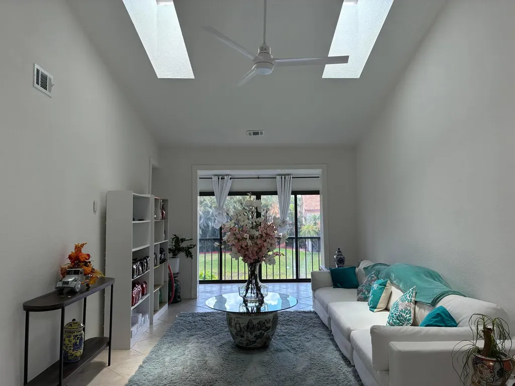 7895 La Mirada Drive Boca Raton FL 33433