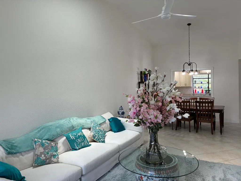 7895 La Mirada Drive Boca Raton FL 33433
