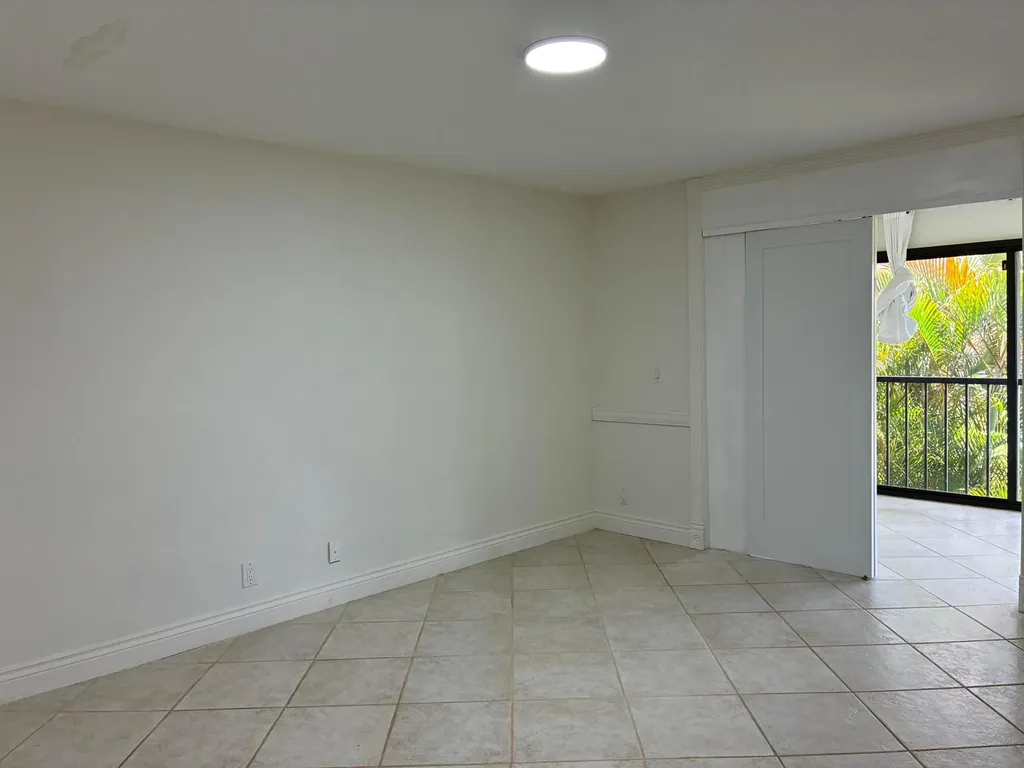 7895 La Mirada Drive Boca Raton FL 33433