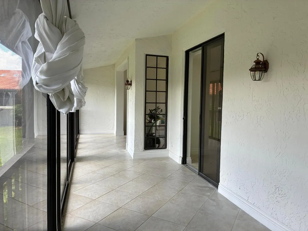 7895 La Mirada Drive Boca Raton FL 33433