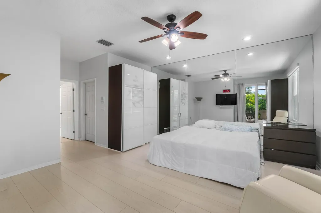 7087 NW 78th Place Parkland FL 33067