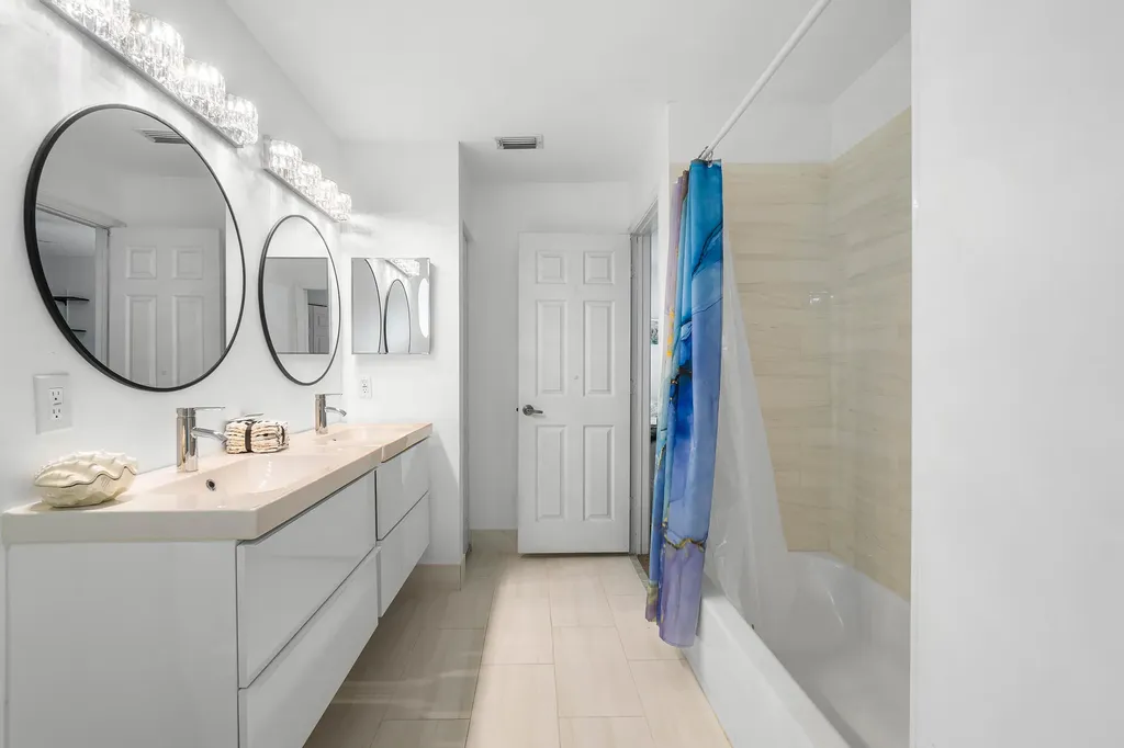 7087 NW 78th Place Parkland FL 33067