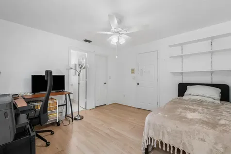7087 NW 78th Place Parkland FL 33067
