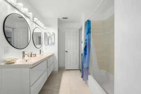 7087 NW 78th Place Parkland FL 33067