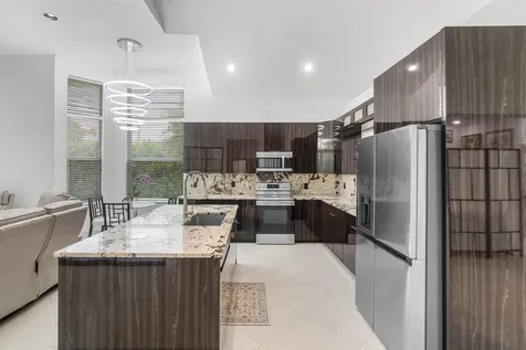 7087 NW 78th Place Parkland FL 33067