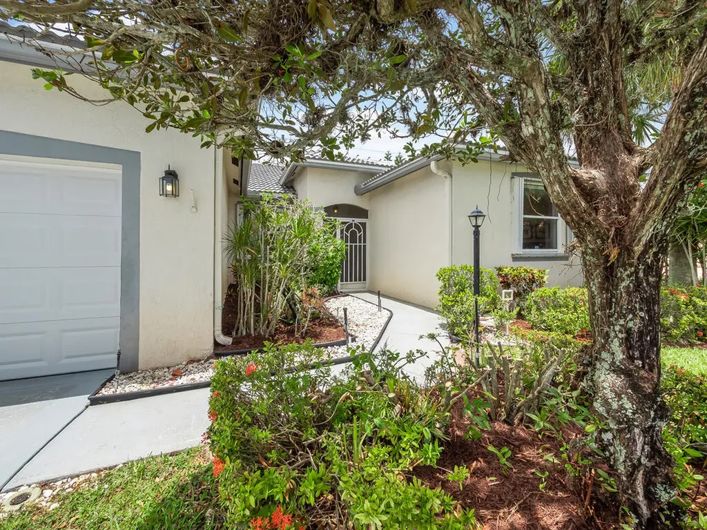 8540 Cypress Glen Court Lake Worth FL 33467