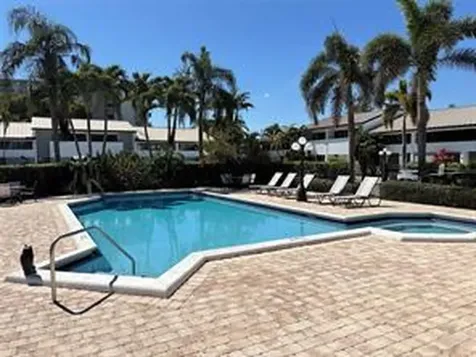3900 NE 18th Avenue Oakland Park FL 33334
