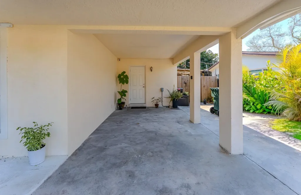 3326 SW 19th Street Fort Lauderdale FL 33312