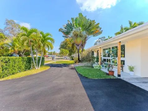 3326 SW 19th Street Fort Lauderdale FL 33312