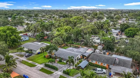 3326 SW 19th Street Fort Lauderdale FL 33312