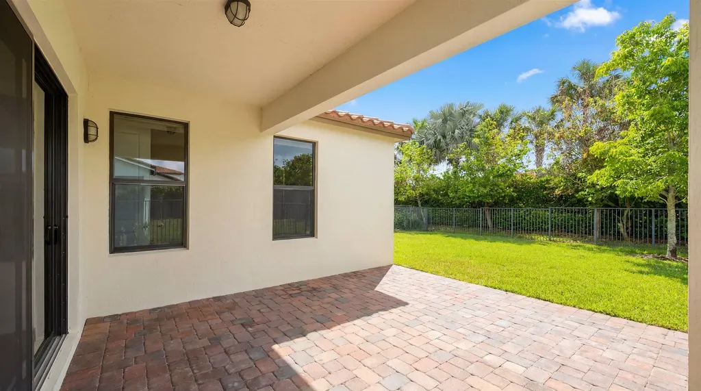 5545 Starfish Road Westlake FL 33470