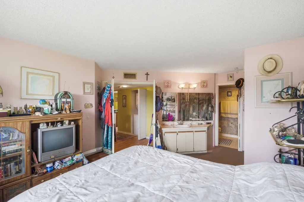 1530 SE Royal Green Circle Port St Lucie FL 34952