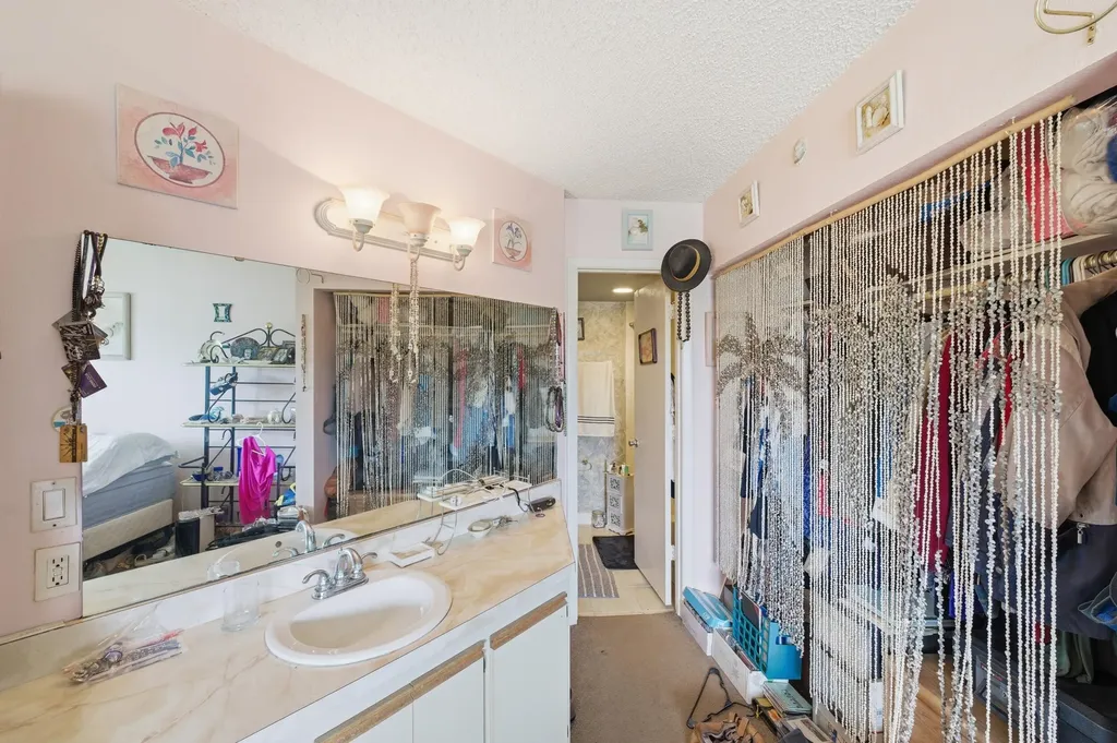1530 SE Royal Green Circle Port St Lucie FL 34952
