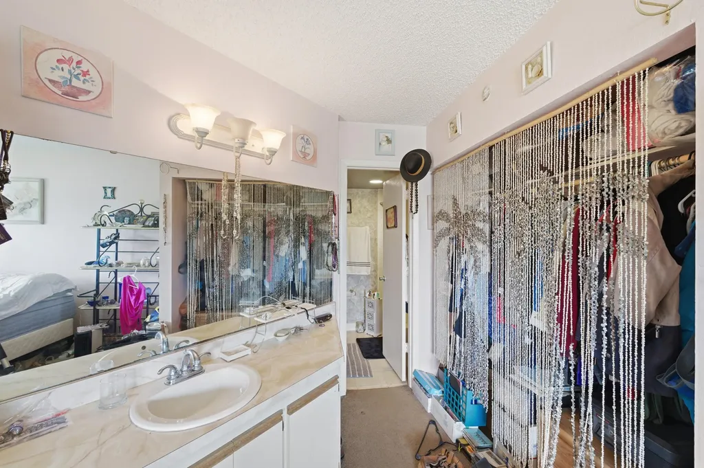 1530 SE Royal Green Circle Port St Lucie FL 34952