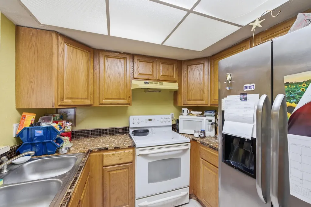 1530 SE Royal Green Circle Port St Lucie FL 34952