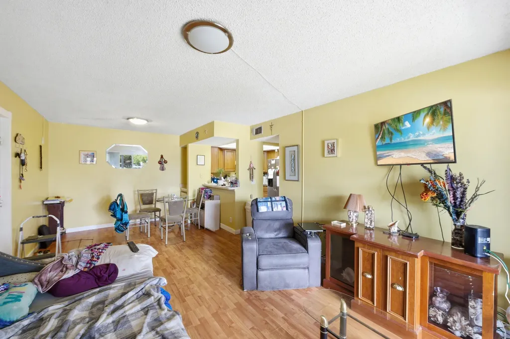 1530 SE Royal Green Circle Port St Lucie FL 34952