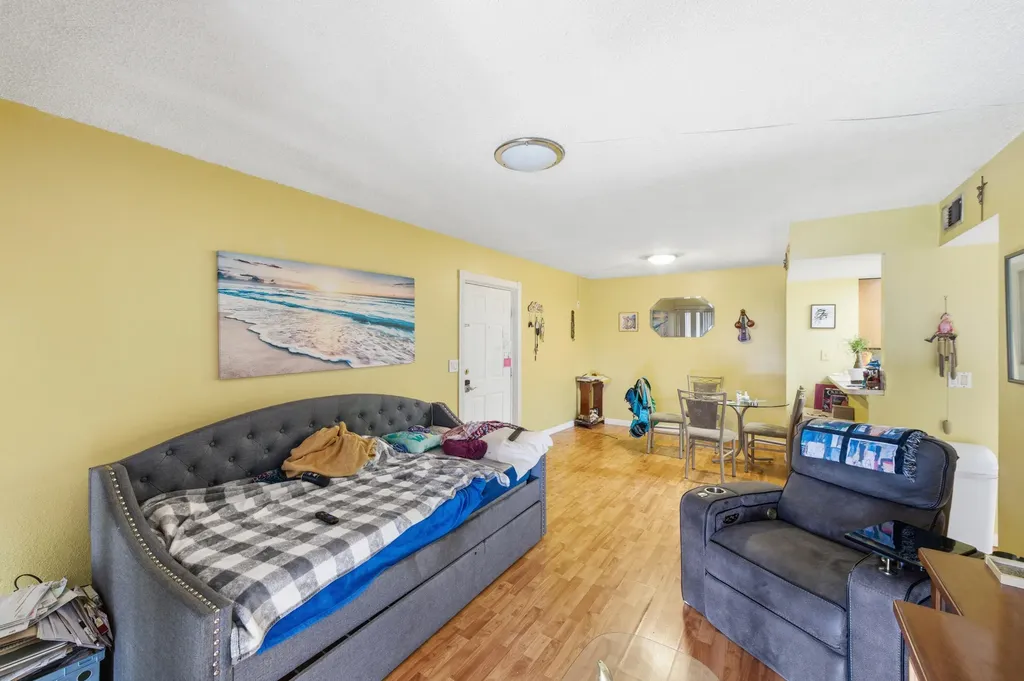 1530 SE Royal Green Circle Port St Lucie FL 34952