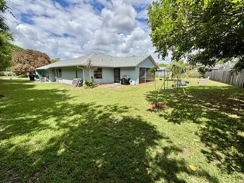 1417 SE Portillo Road Port St Lucie FL 34952
