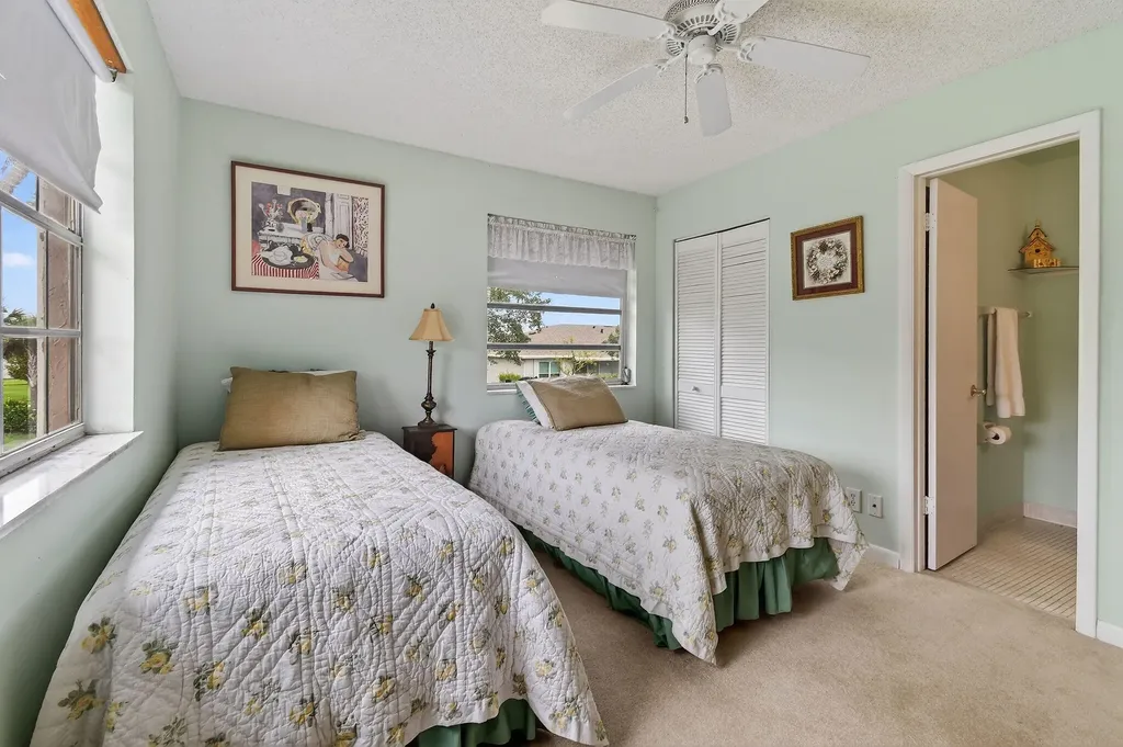 13837 Via Flora Delray Beach FL 33484