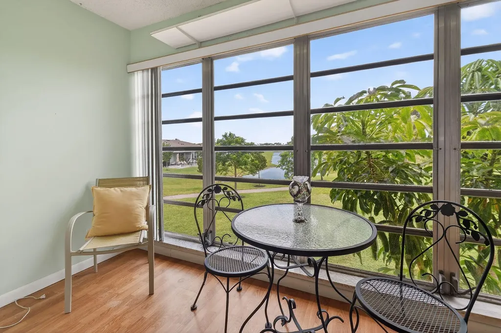 13837 Via Flora Delray Beach FL 33484