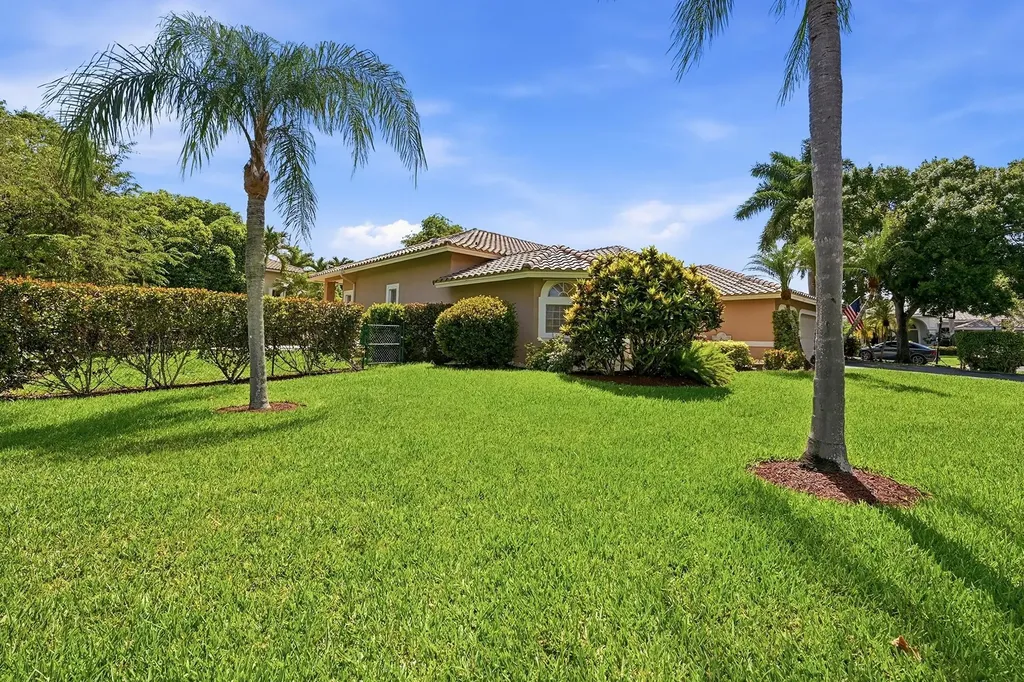 4942 NW 110th Way Coral Springs FL 33076
