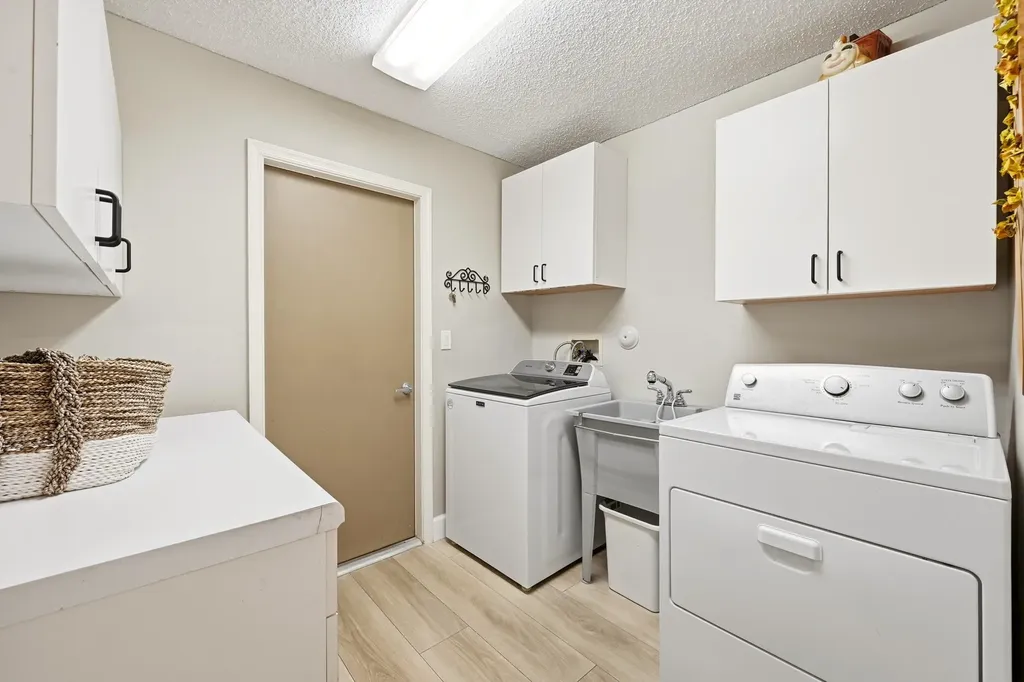 4942 NW 110th Way Coral Springs FL 33076