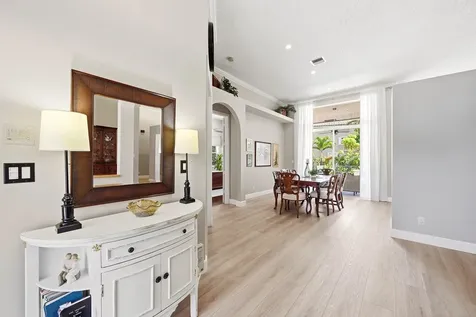 4942 NW 110th Way Coral Springs FL 33076