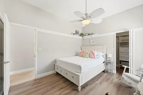 4942 NW 110th Way Coral Springs FL 33076