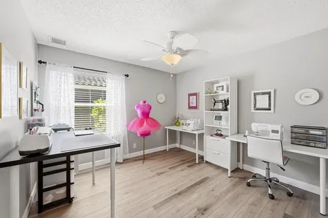 4942 NW 110th Way Coral Springs FL 33076