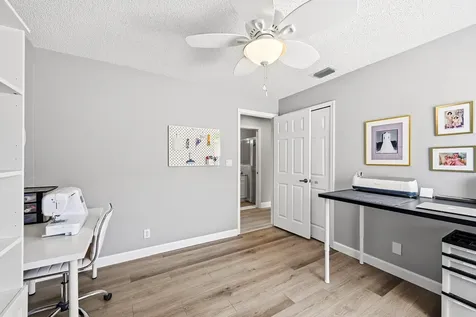 4942 NW 110th Way Coral Springs FL 33076