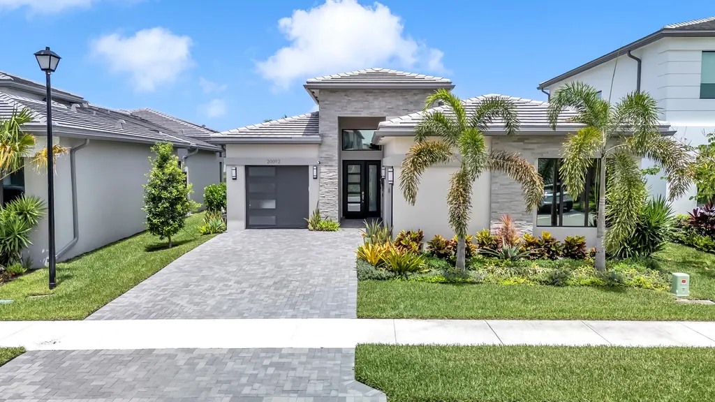 20092 Hirono Lane Boca Raton FL 33434