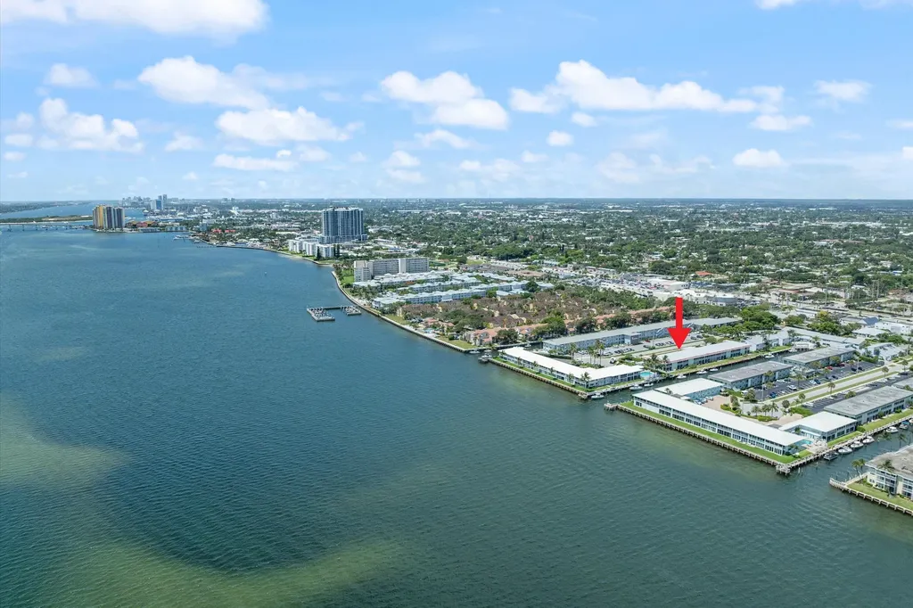 117 Lehane Terrace North Palm Beach FL 33408