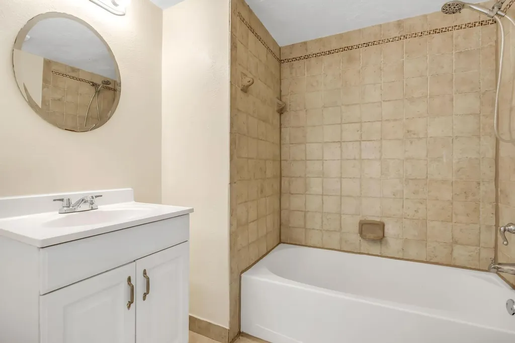 9000 NW 28th Drive Coral Springs FL 33065